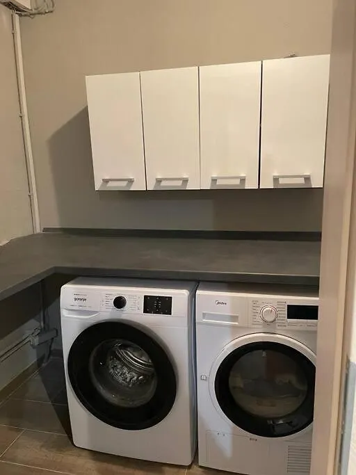 Apartment Moderne Ferienwohnung In Waldrandlage Mit Einem Hauch Von Luxus Burgthann