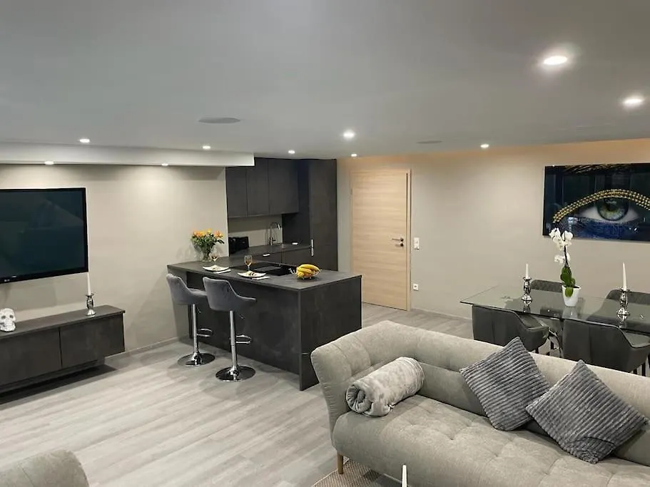 Apartment Moderne Ferienwohnung In Waldrandlage Mit Einem Hauch Von Luxus Burgthann Germany