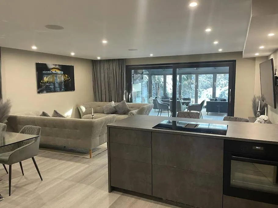 Moderne Ferienwohnung In Waldrandlage Mit Einem Hauch Von Luxus Burgthann Apartment